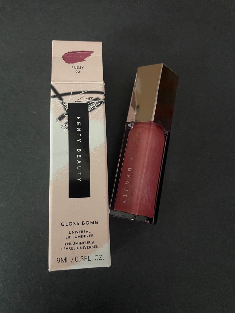 Fenty Beauty Gloss Bomb Lip Luminizer — Pink Mauve Fussy 02